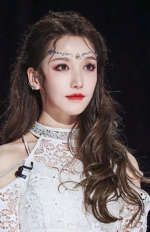 王嘉尔大爆料最新绯闻,最新绯闻背后的真相大起底